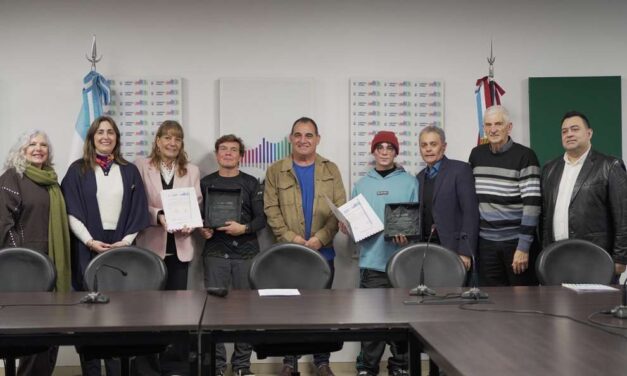 Homenaje al primer argentino en completar el Everesting