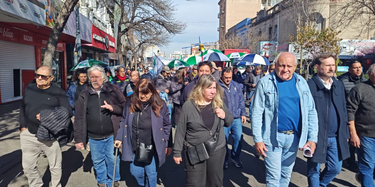 Las dos CGT marcharon en Córdoba contra la reforma laboral