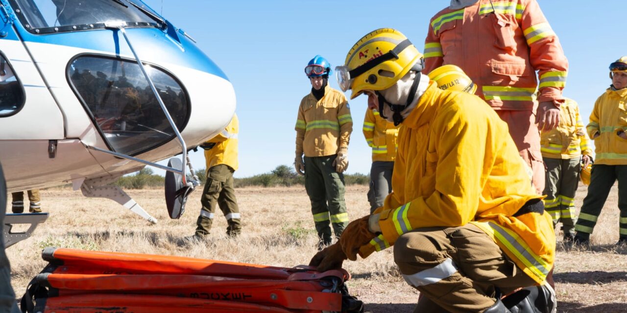 Deán Funes fue sede de una capacitación clave para combatir incendios