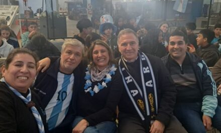 Ferreyra vivió el triunfo de Argentina junto a estudiantes