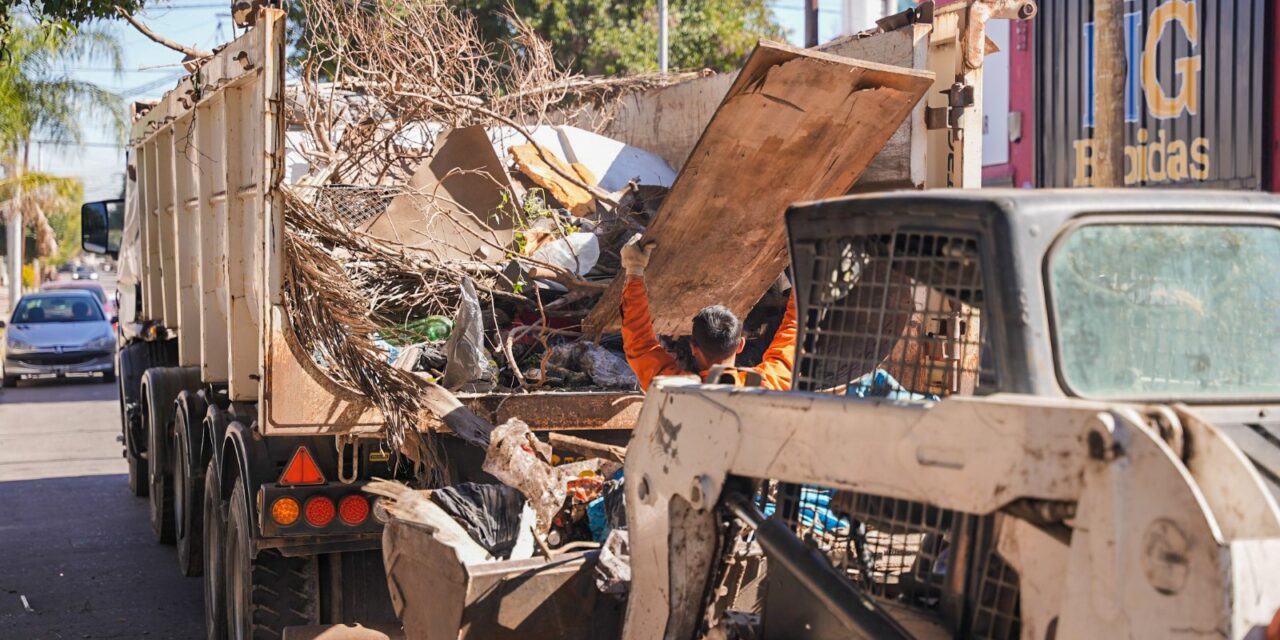 Megaoperativo de limpieza en barrio 1° de Mayo
